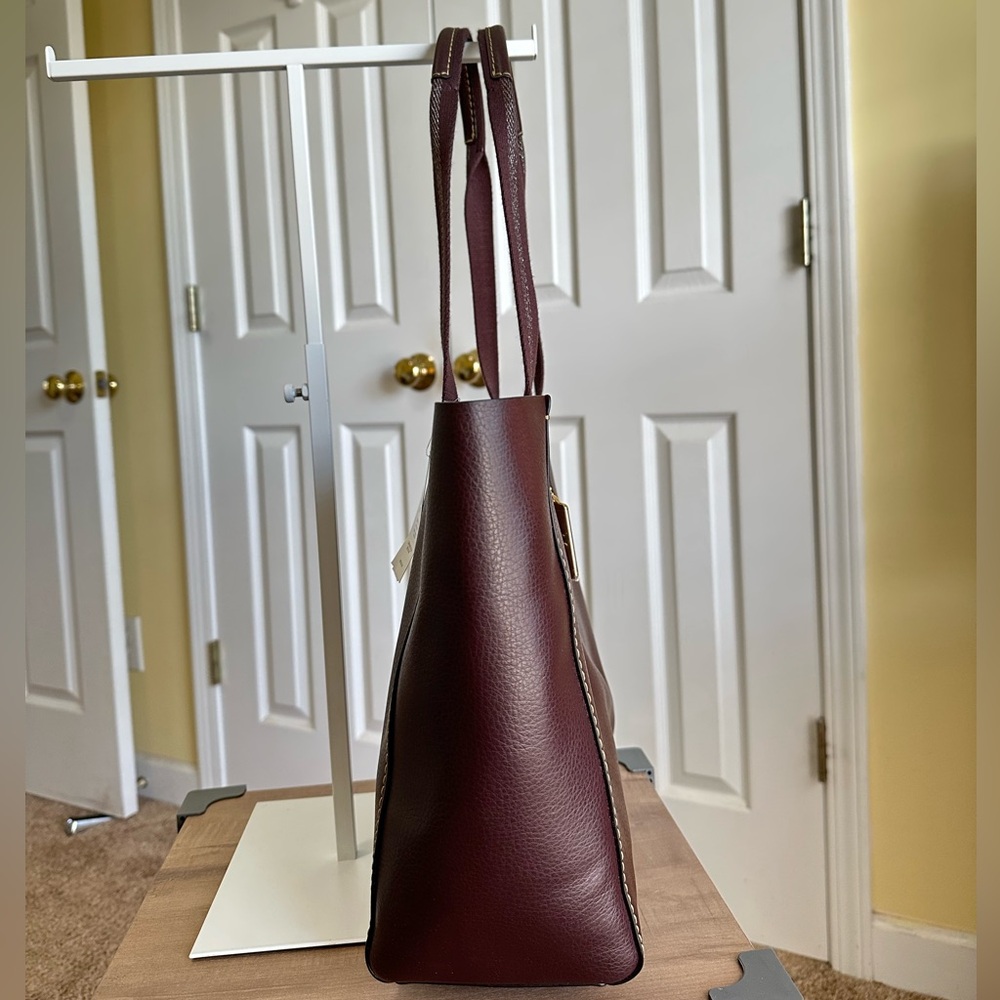 Sold- Coach Derby Leather Open Top Tote Bag in New with Tag Condition, Oxblood - Picture 3 of 8
